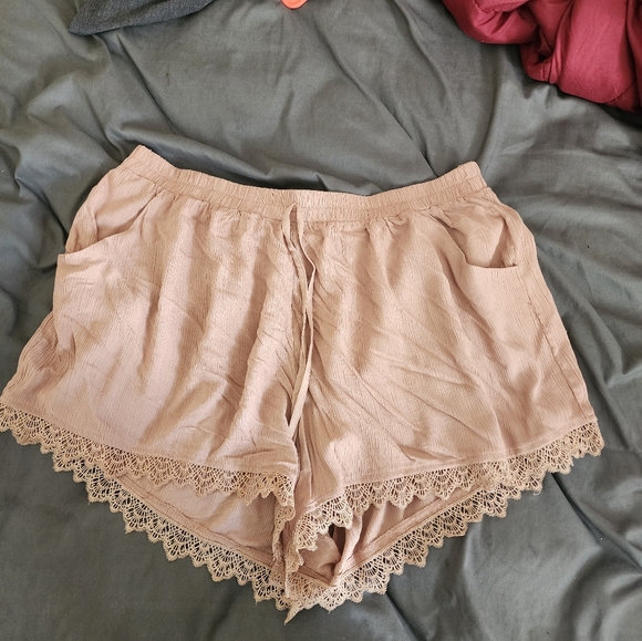 (Unused)Lace Shorts - Picture 1 of 3